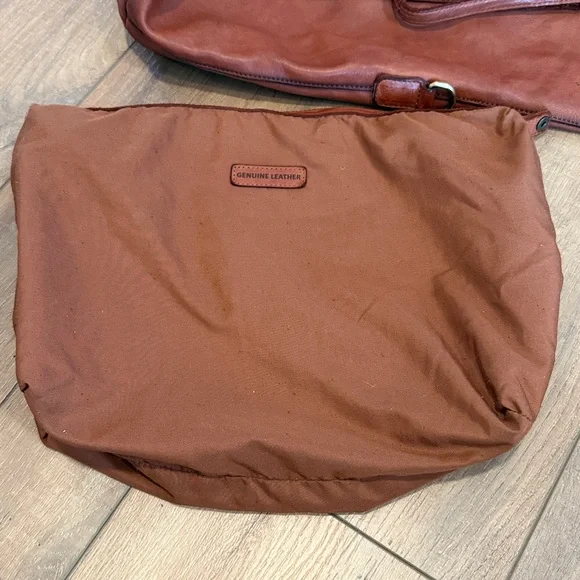 MARTA PONTI Slouchy LeatherTote Bag Crossbody with insert - Picture 4 of 13